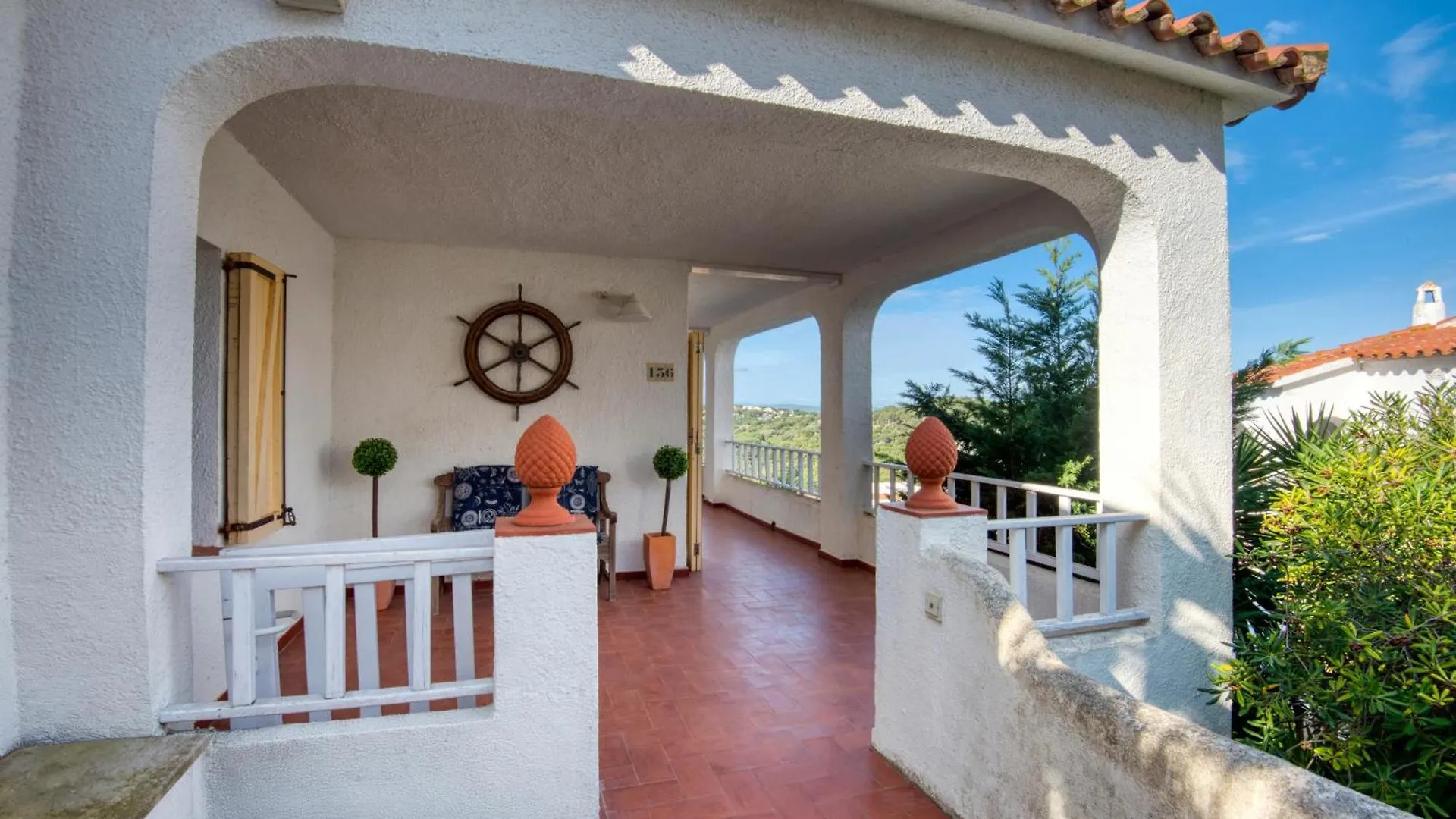 Villa Palatina L' Escala 0*,